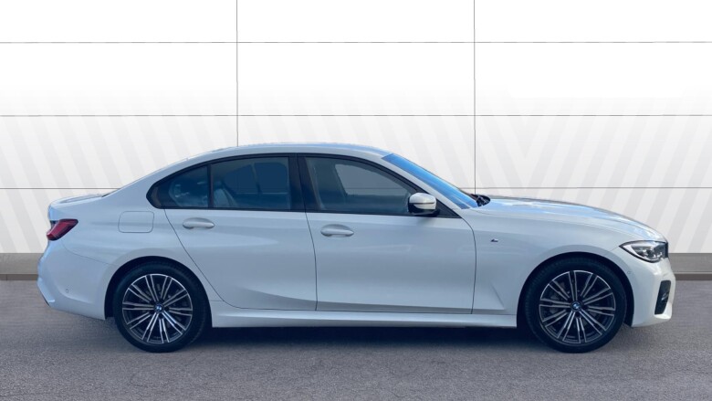 BMW 3 Series 330e M Sport 4dr Step Auto Saloon